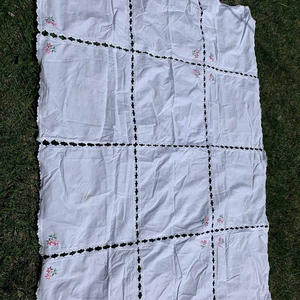 Table cloths - Picture 2 of 7